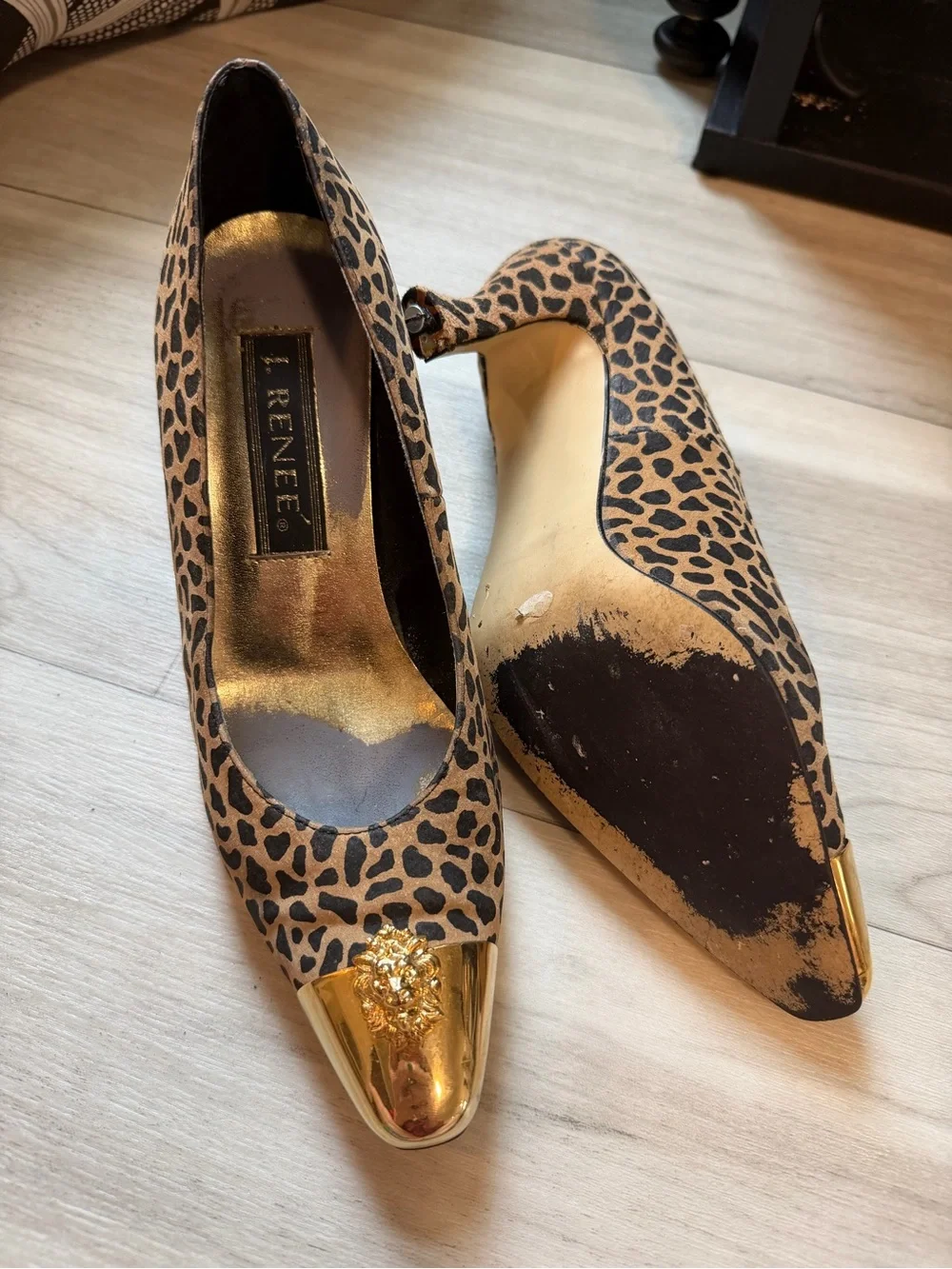 Lot of 3 well worn Women’s Shoes 6.5-7.5